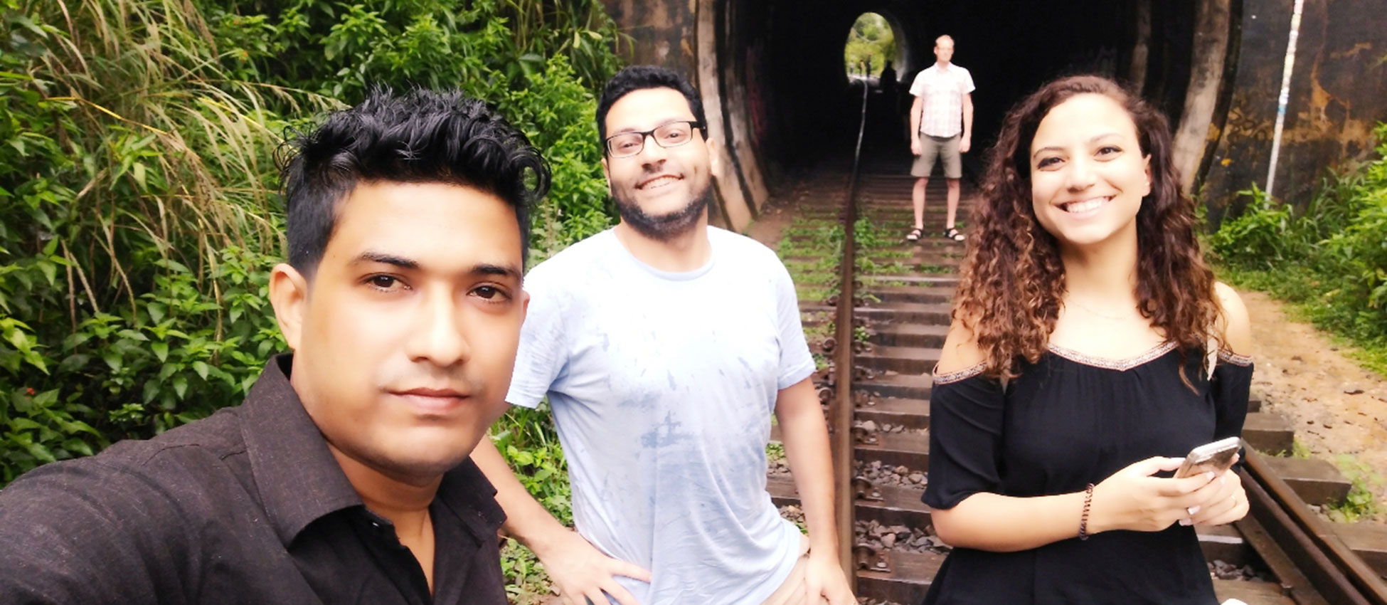 happy Ceylon eco tours